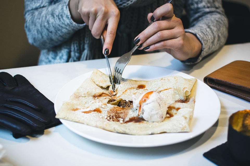 Pancakes with hot caramel and ice cream