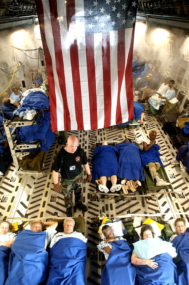 Hurricane katrina victims airlift medical evacuation
