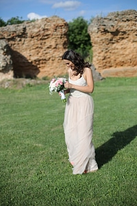 Bride cheerful wedding photo