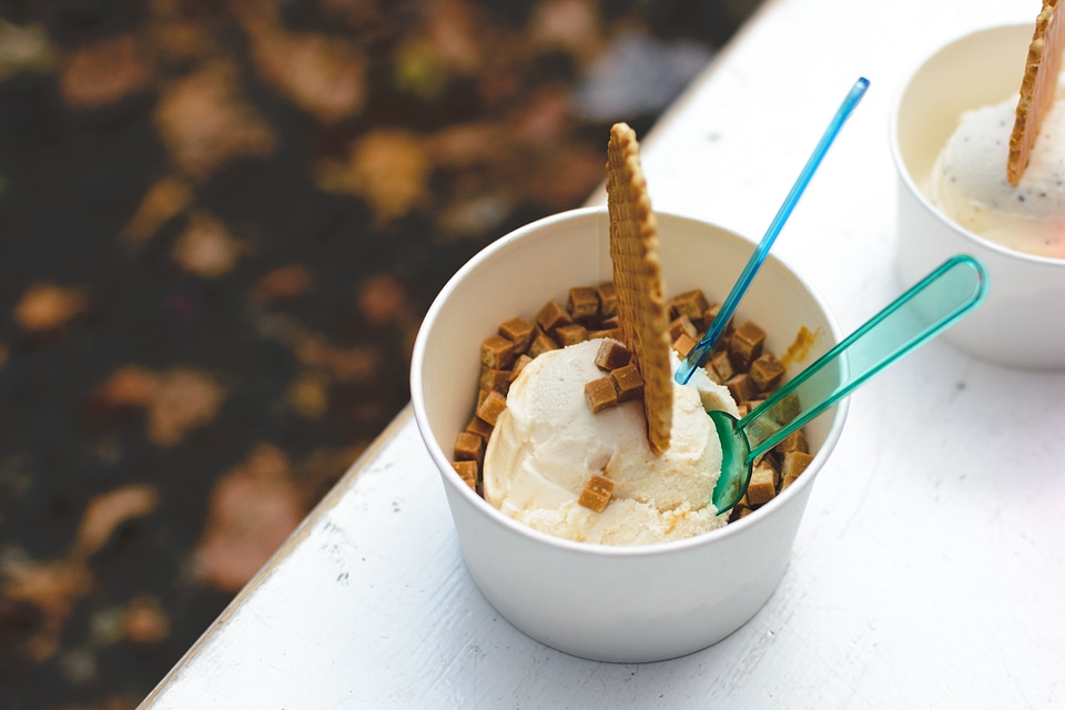 Vanilla ice cream outside