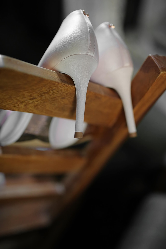 Sandal shoes elegant