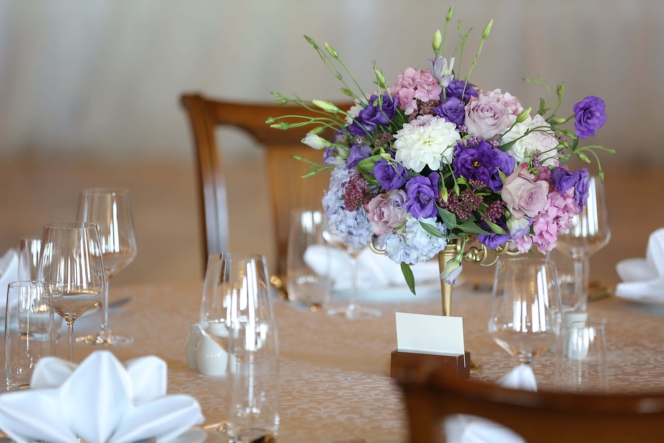 Dining Area table vase photo