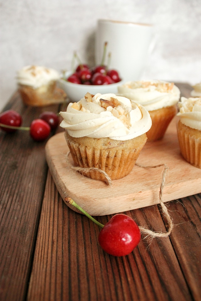 Cupcakes with fresh cherries