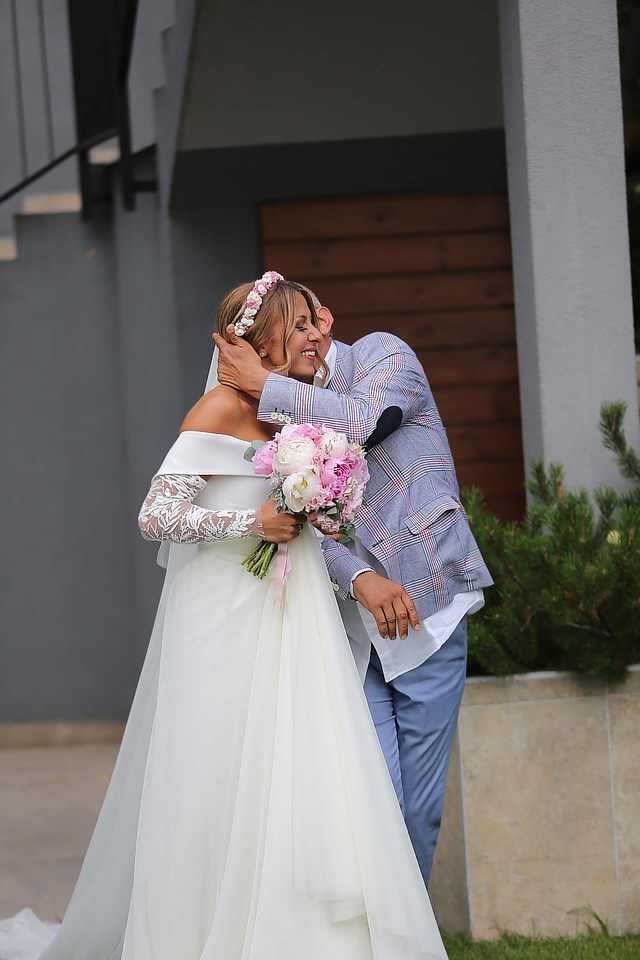 Kiss father daughter