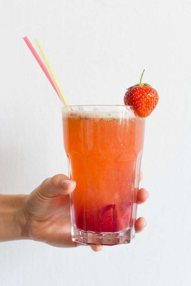 Fresh Homemade Strawberry Lemonade
