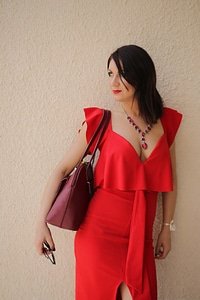 Pretty Girl dress red photo