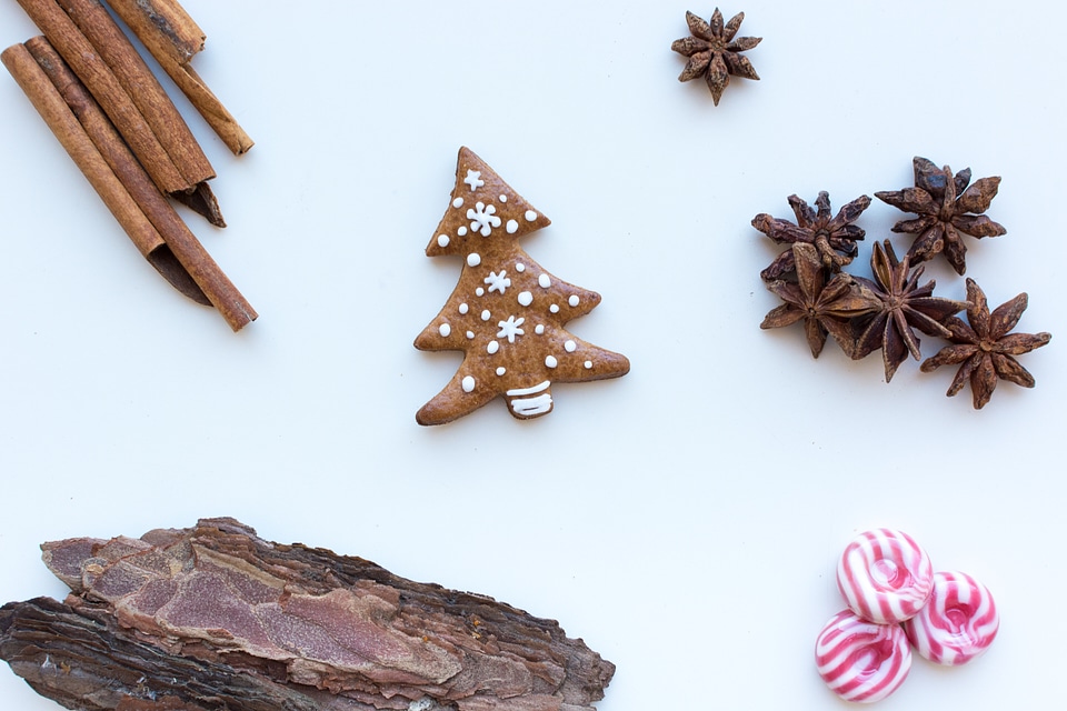 Cute homemade Christmas cinnamon gingerbread