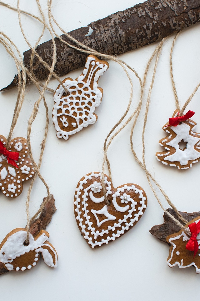 Cute homemade Christmas cinnamon gingerbread