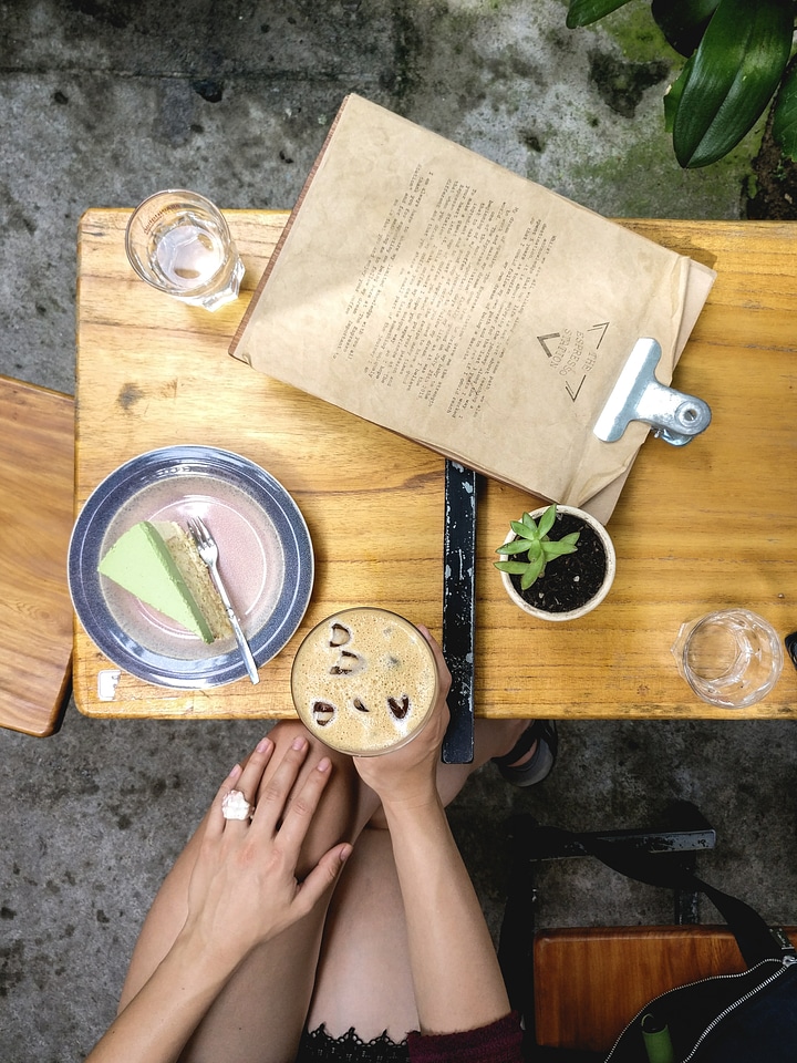 Iced coffee with matcha cake