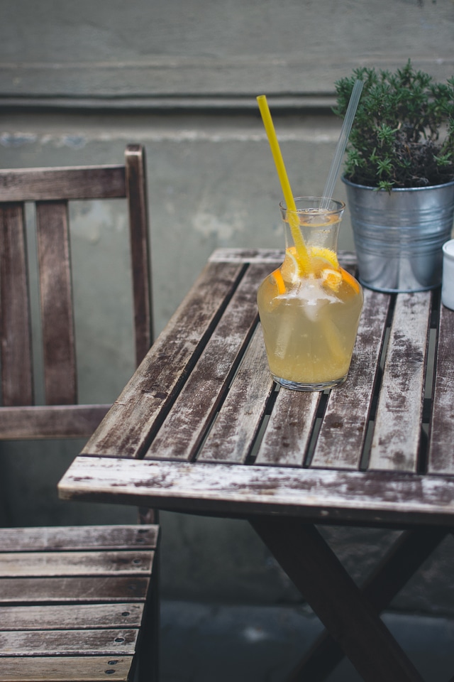 Orange Lemonade with Tubes