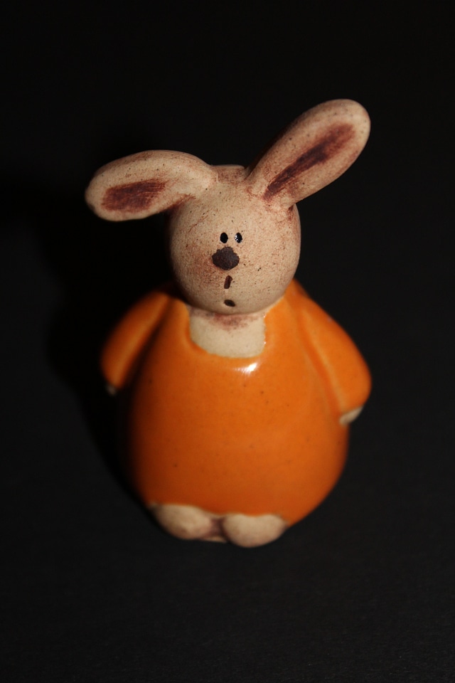 Figure porcelain easter decoration