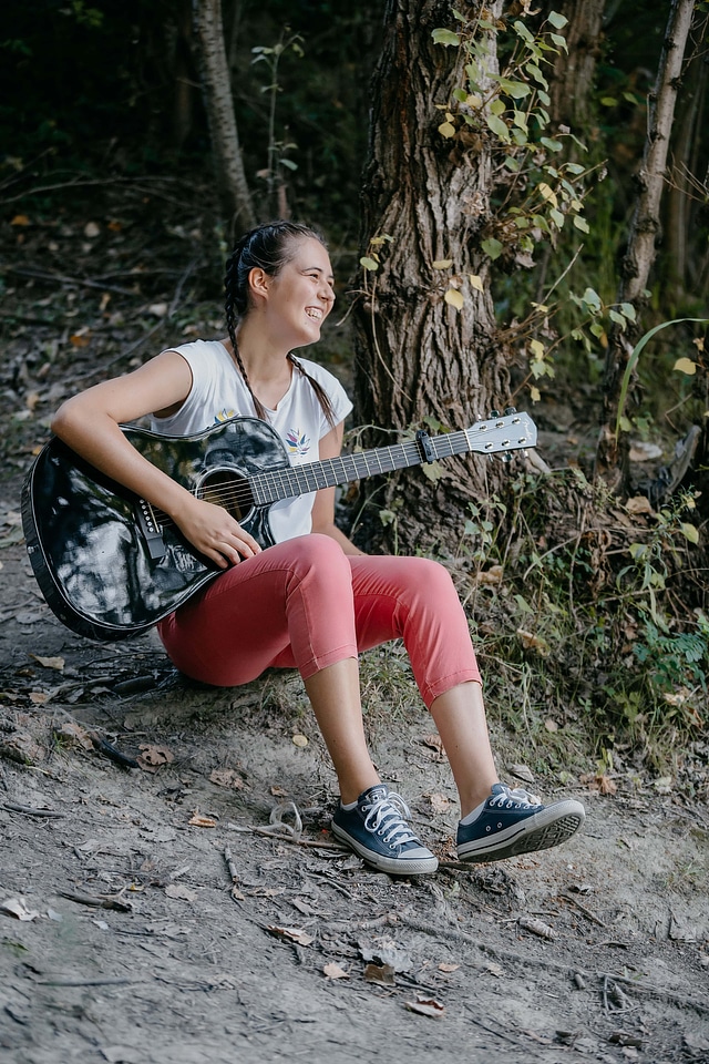 Forest pretty girl singing