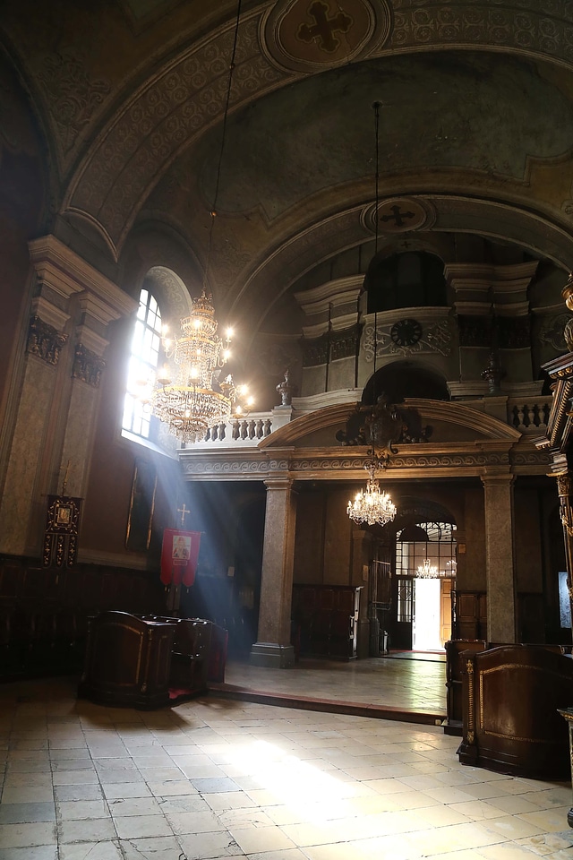Sunrays church inside