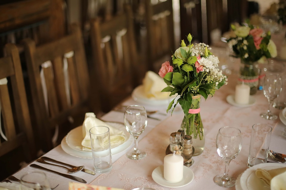 Tablecloth table lunchroom