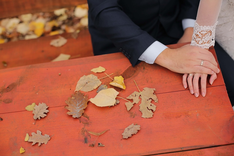 Love autumn season wedding ring
