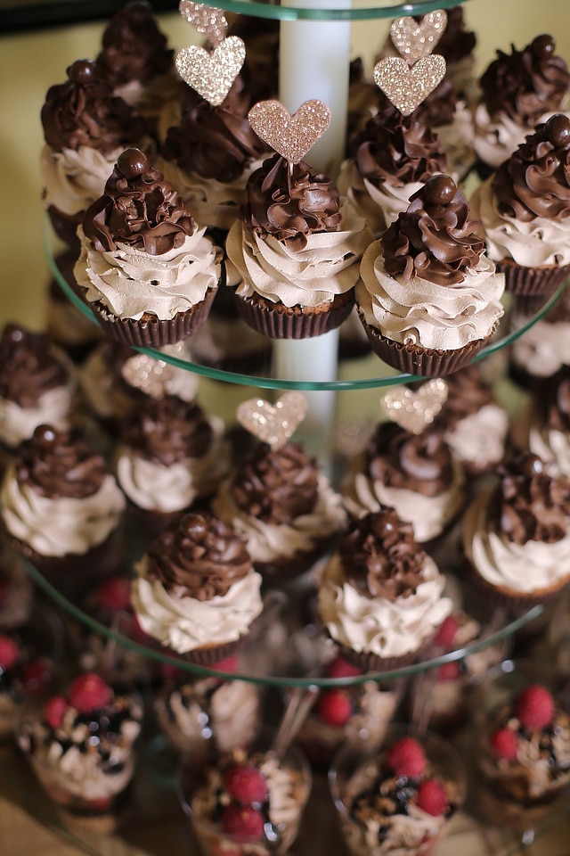 Sugar cream chocolate