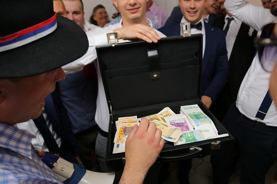 Money cash workers