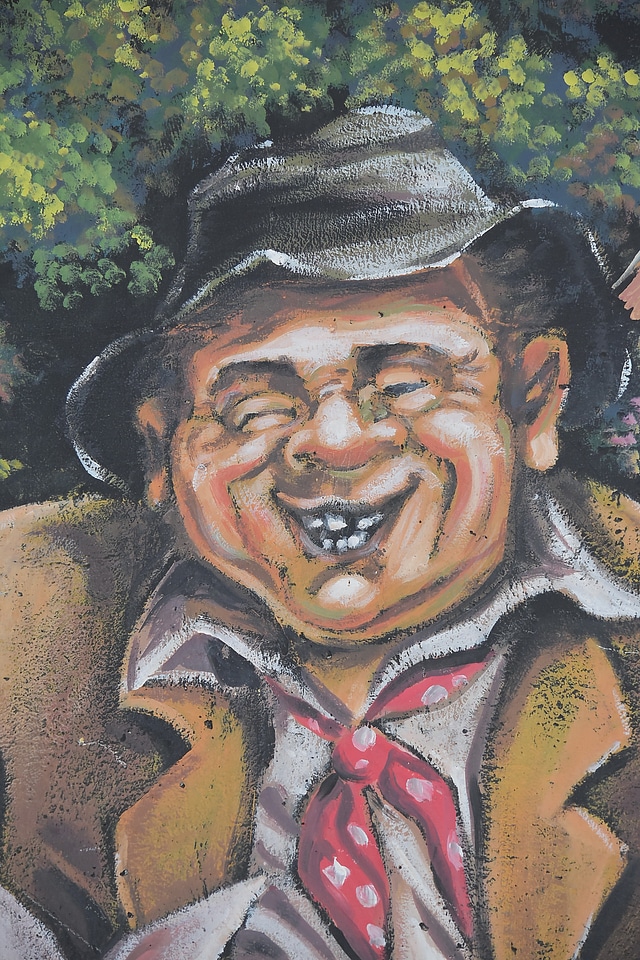 Pensioner mural graffiti