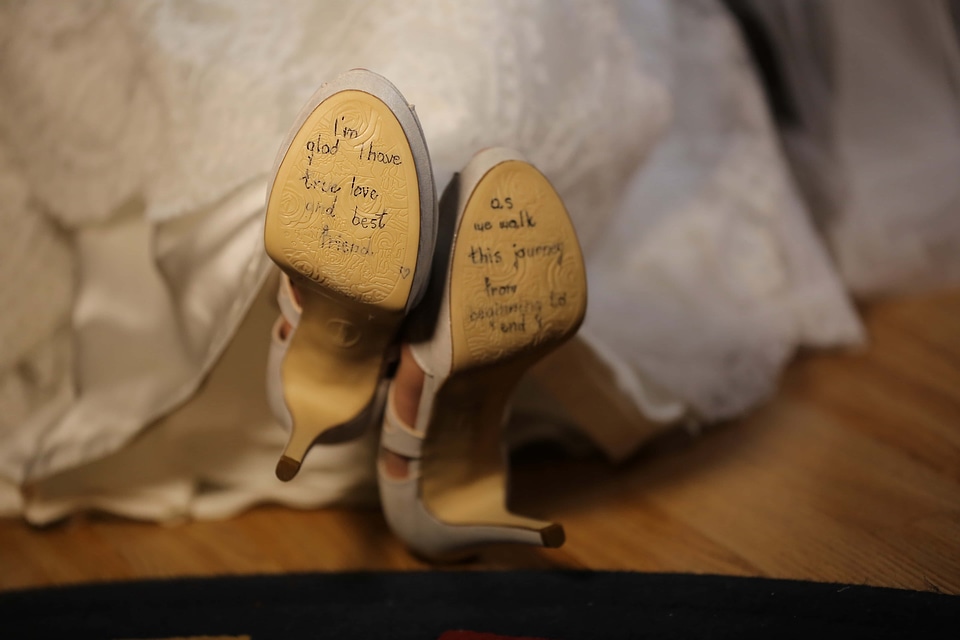Message sandal romantic