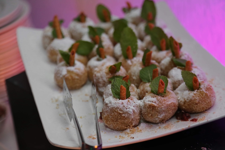 Miniature snack mint