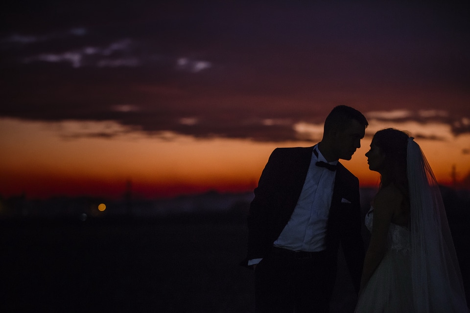 Sunset romance bride