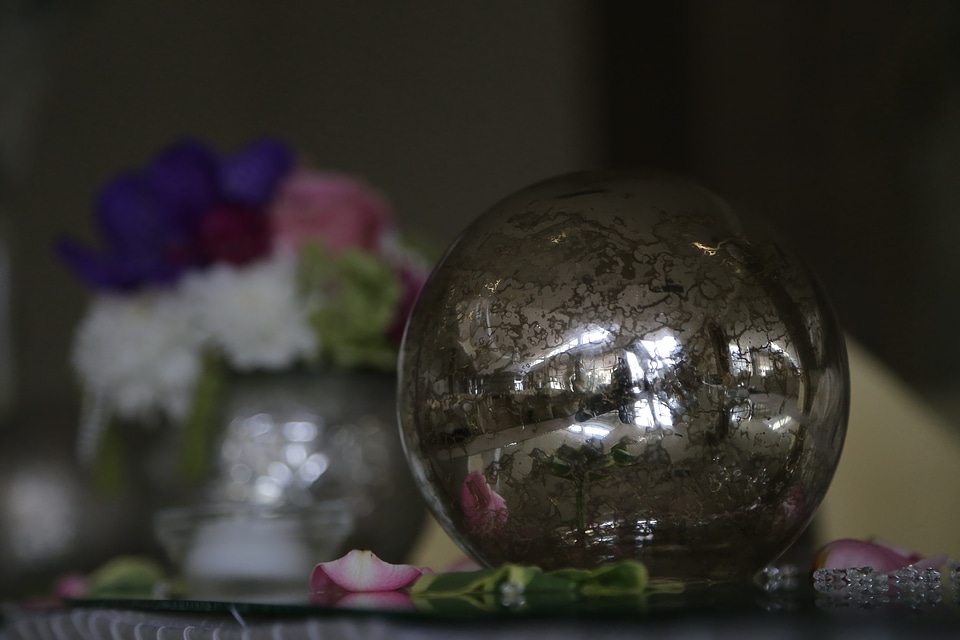 Round crystal sphere