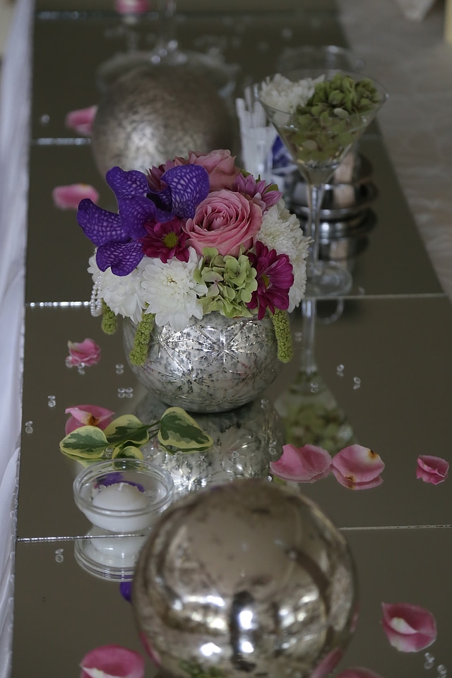 Wedding Venue vase decoration photo