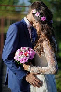 Wedding Dress bride hairstyle photo