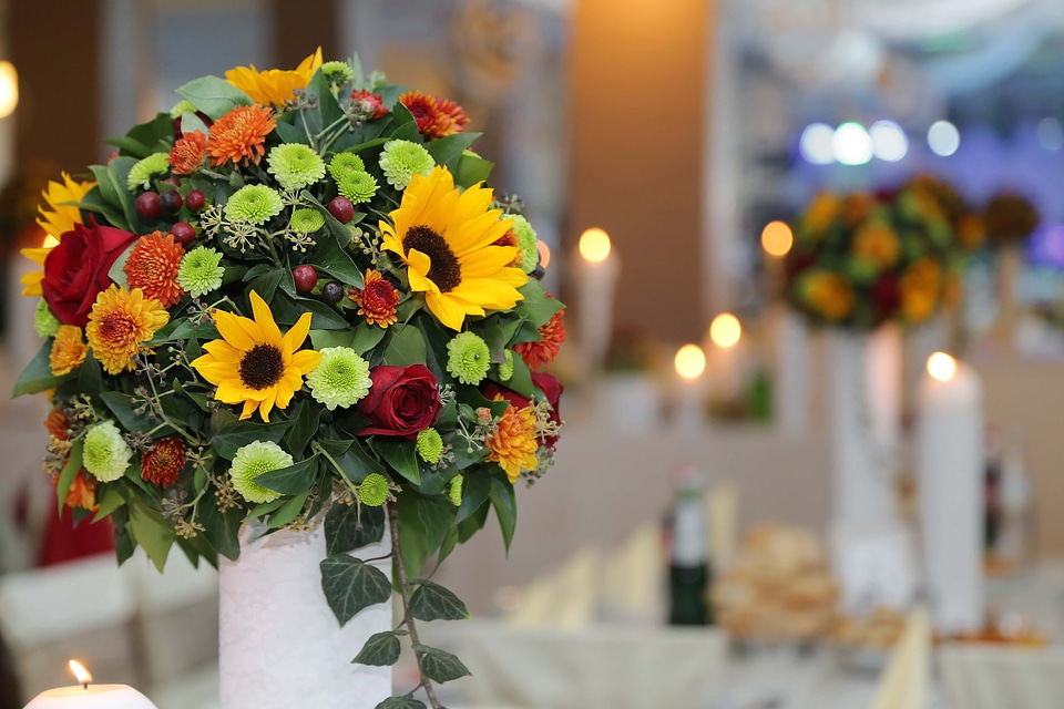 Table wedding bouquet restaurant