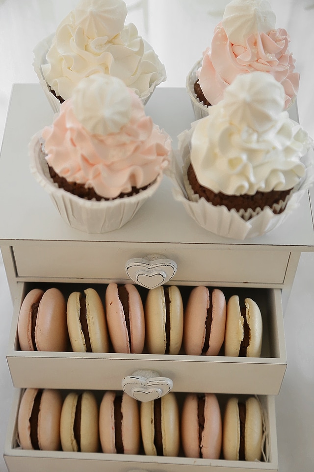 Cupcake cookie drawer