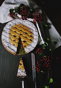 Lattice Cherry Pie Table Decoration photo