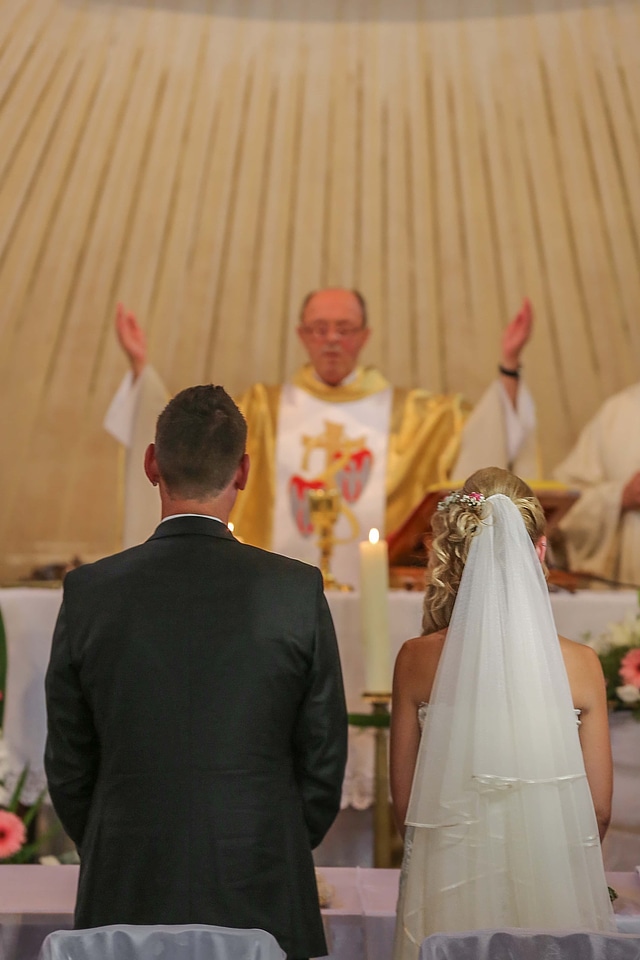 Priest catholic wedding