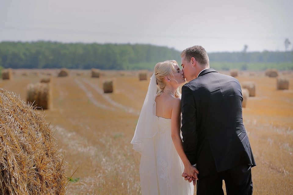 Bride broom wheatfield