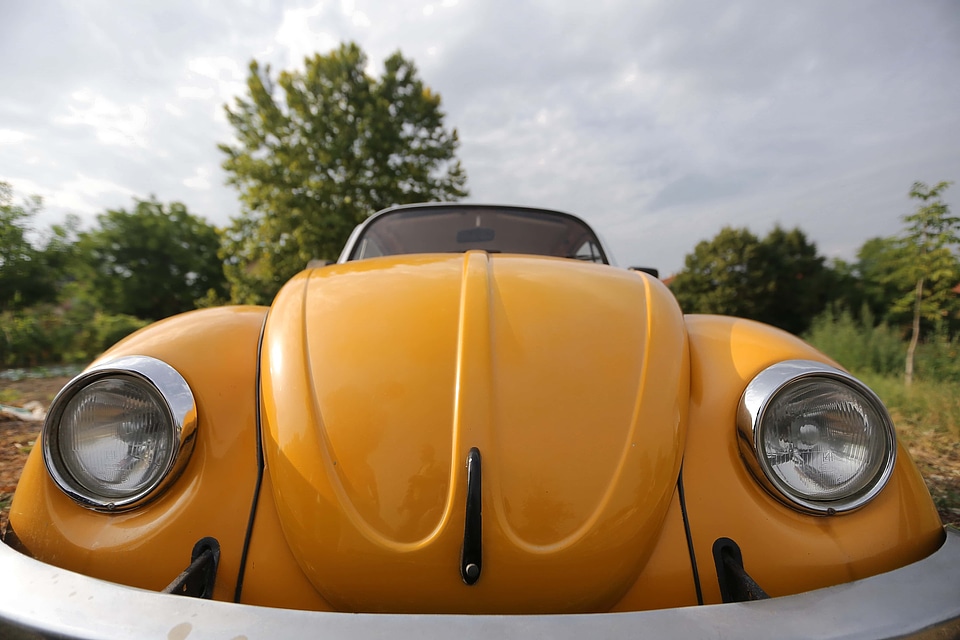 Cars headlight windshield