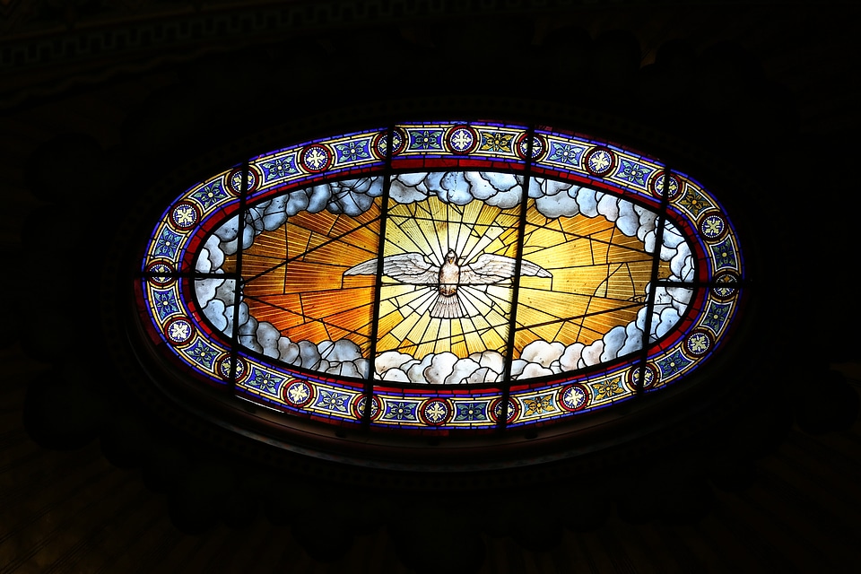 Light stained glass ceiling