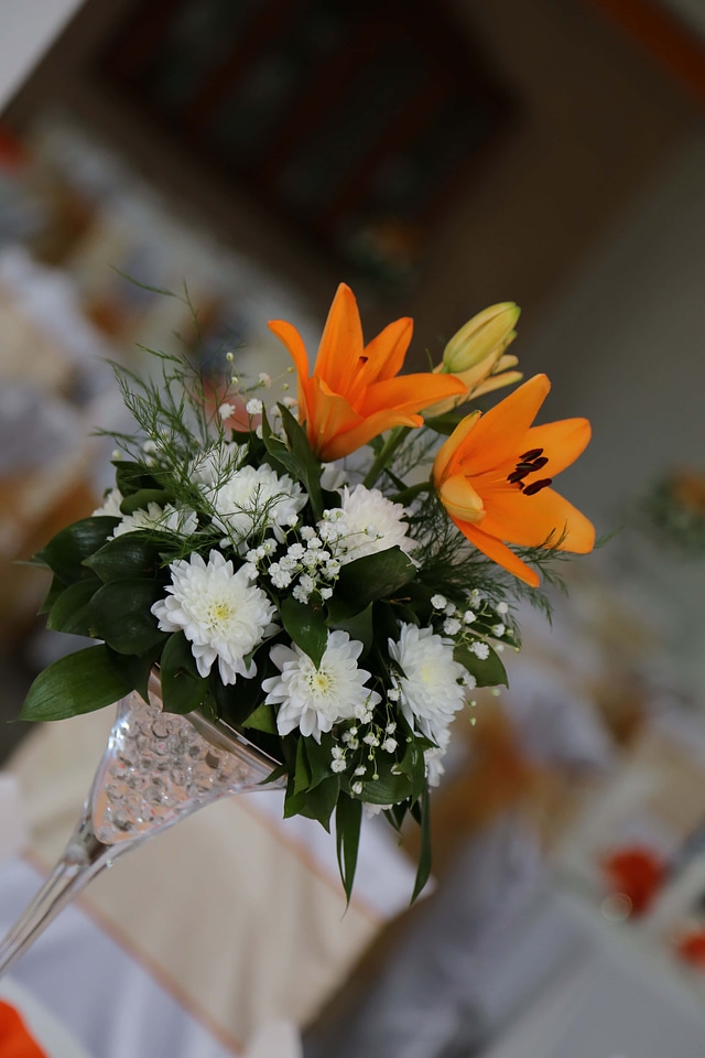 Crystal vase lily
