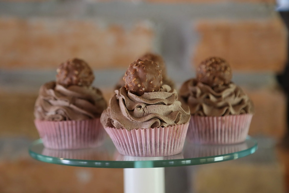 Peanuts cupcake chocolate