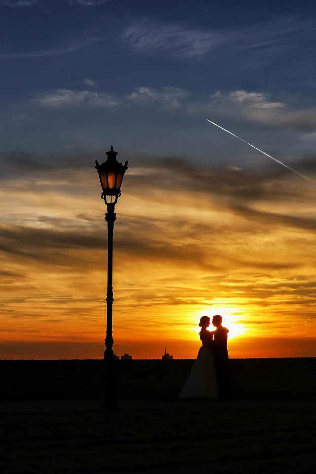 Love romantic sunspot