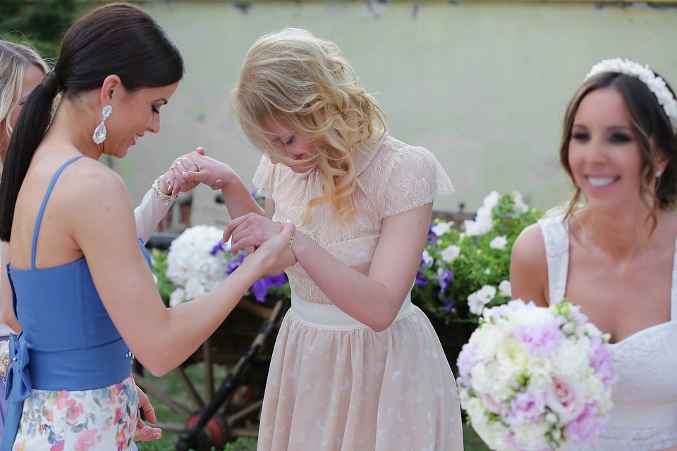 Bride friendship girlfriend
