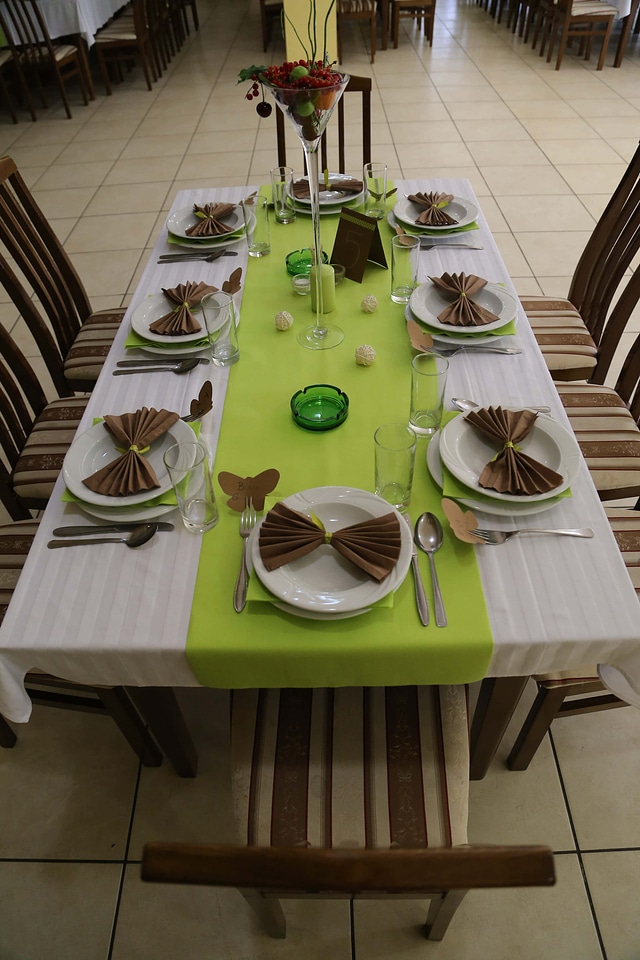 Table lunchroom dinner table