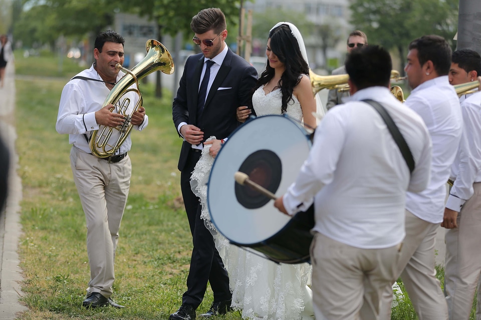 Groom bride wedding