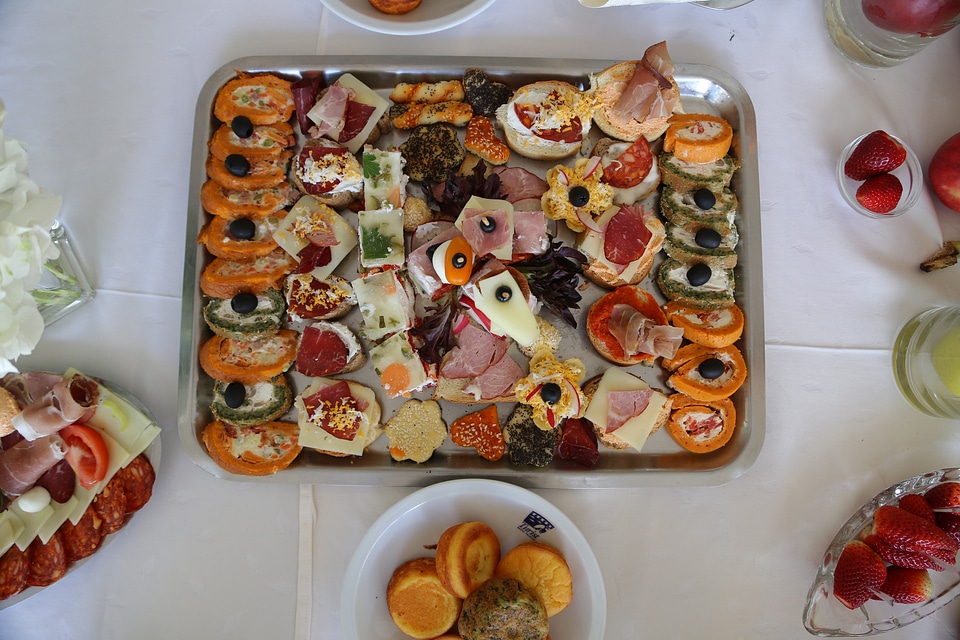 Snack table buffet