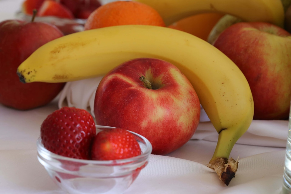Apples banana strawberries