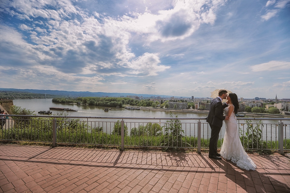 Groom bride wedding dress