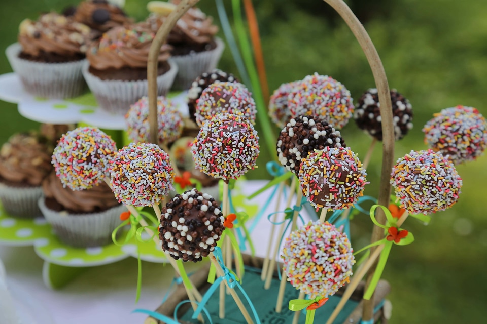 Lollipop cupcake chocolate