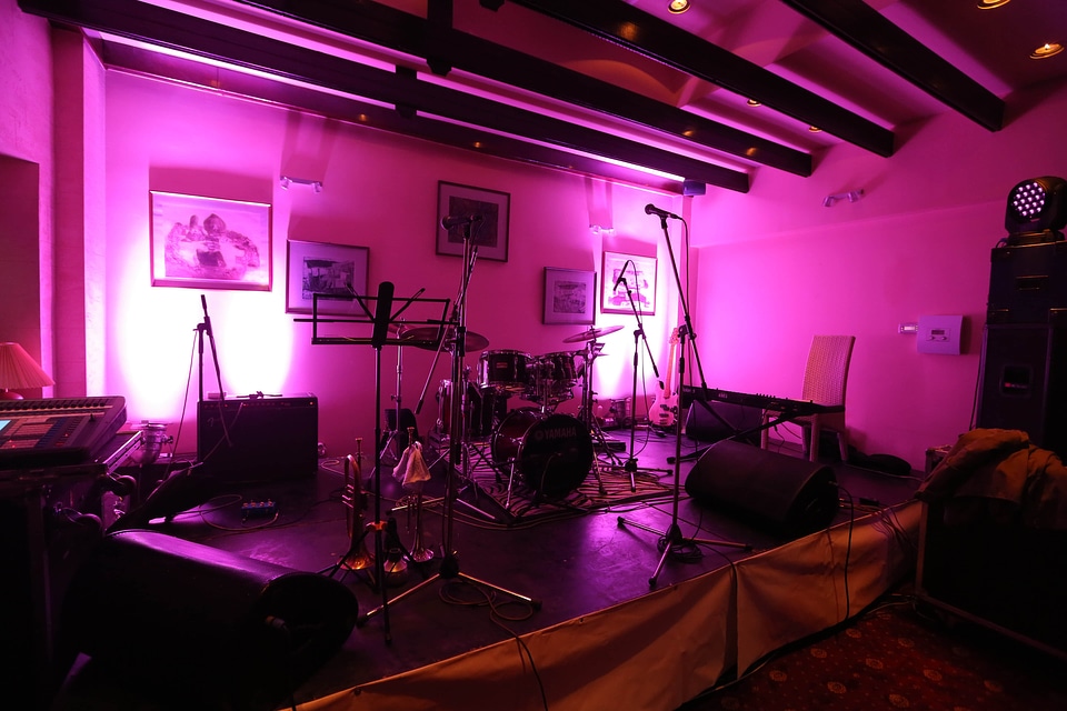 Drum nightclub concert hall