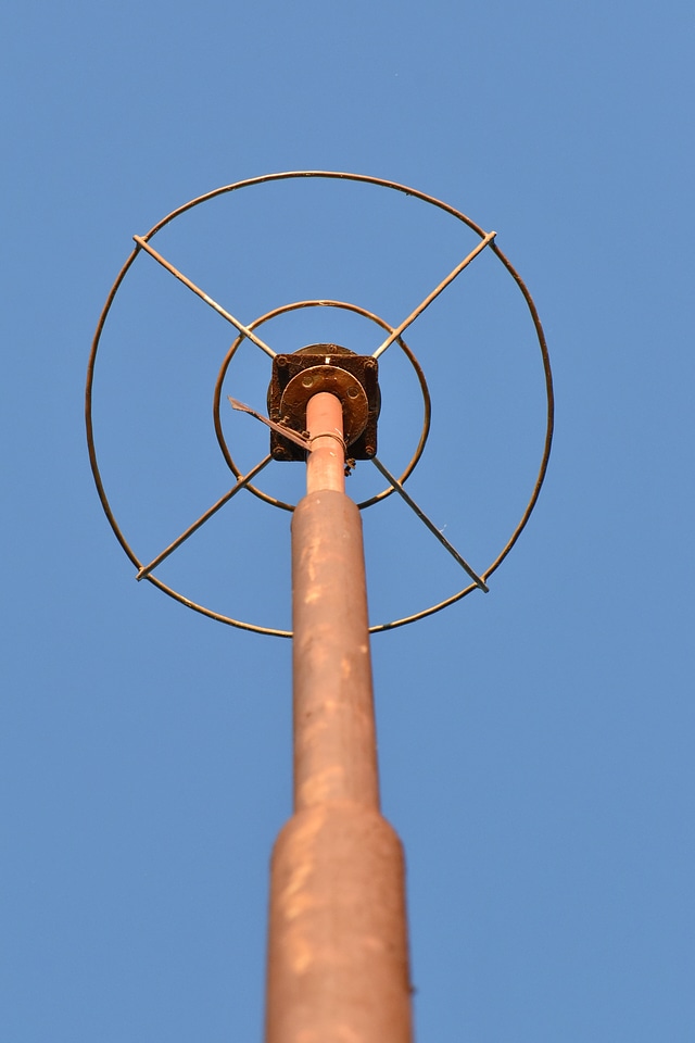 Lightning Rod rust metal