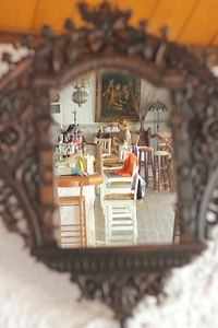Restaurant cafeteria mirror