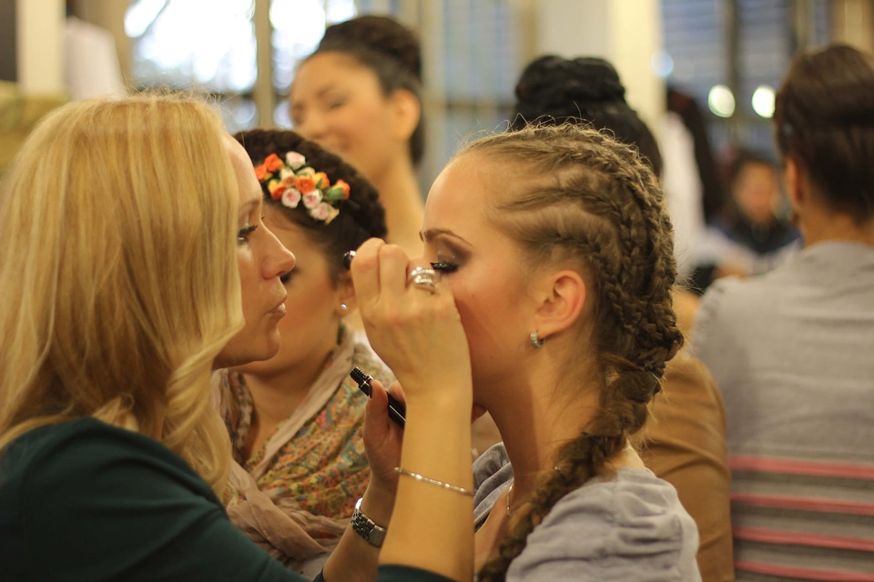 Makeup side view eyelashes