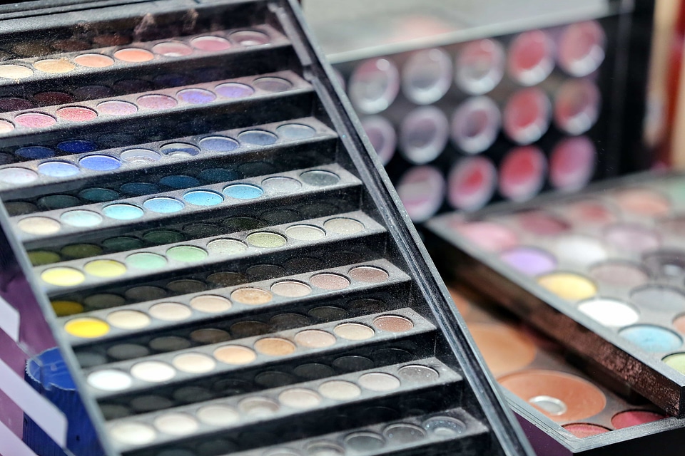 Colorful colors cosmetics